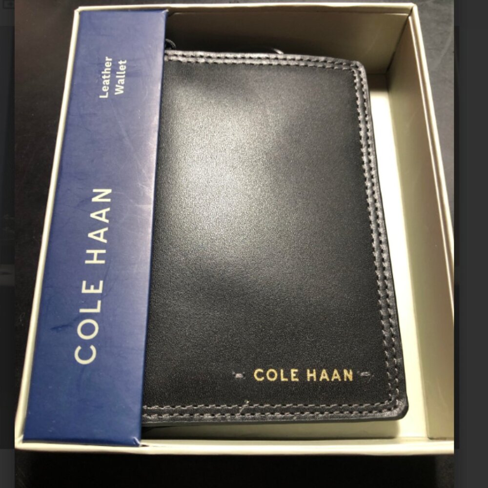 COLE HAAN Tonal Men’s Leather Bifold Wallet NWT $80 Gift Box